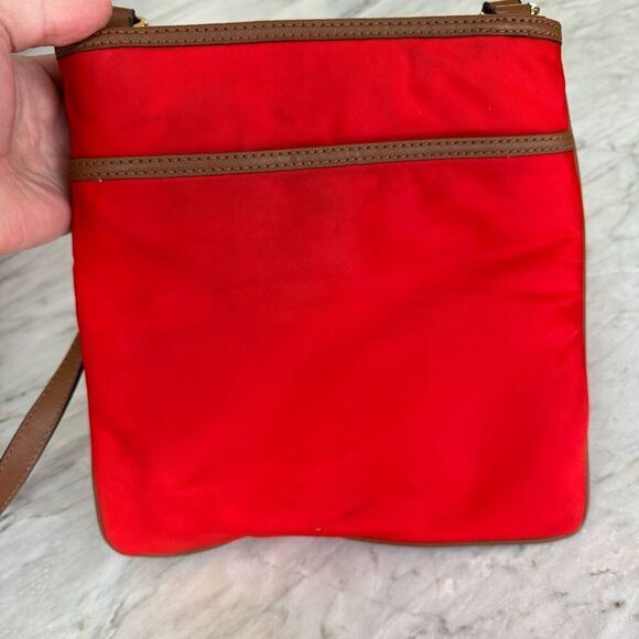 Michael Kors Kempton Chili Microfiber MD Pocket Crossbody bag - Picture 4 of 15